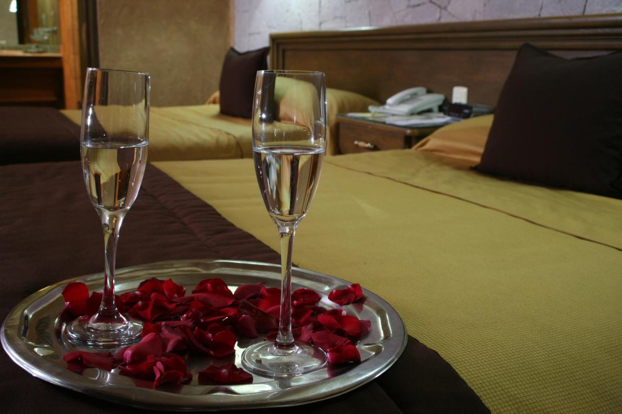 Casa De La Loma Hotel Морелия Екстериор снимка